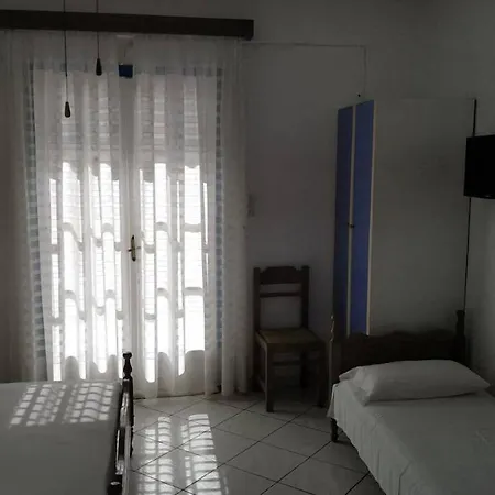 3 Alpha Aparthotel Batsi