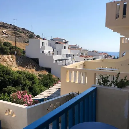 Ξενοδοχείο με διαμερίσματα 3 Alpha 3*