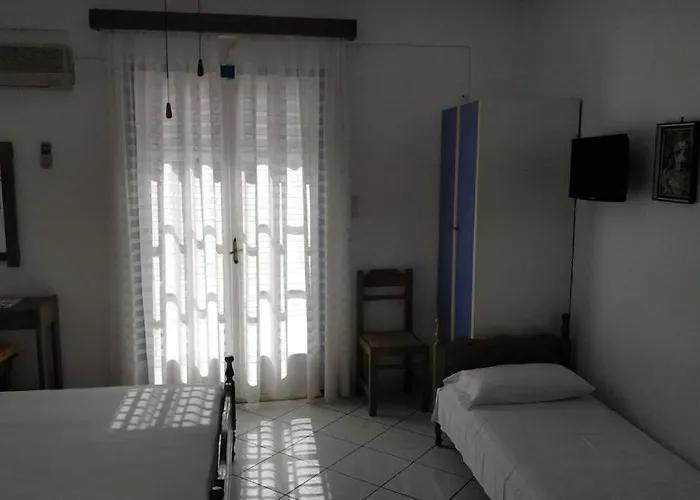 3 Alpha Aparthotel Mpatsi