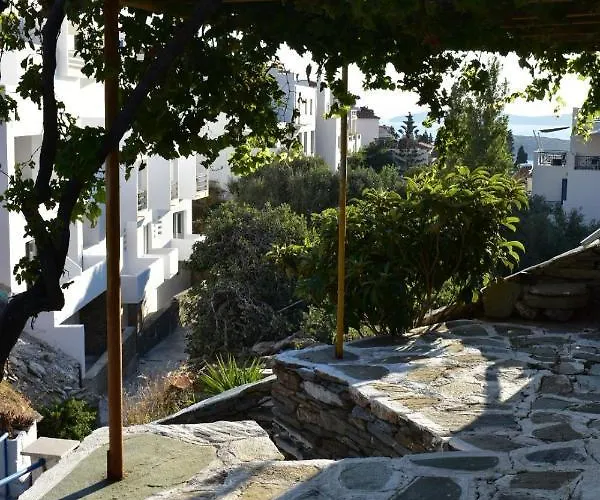 Aparthotel 3 Alpha Mpatsi