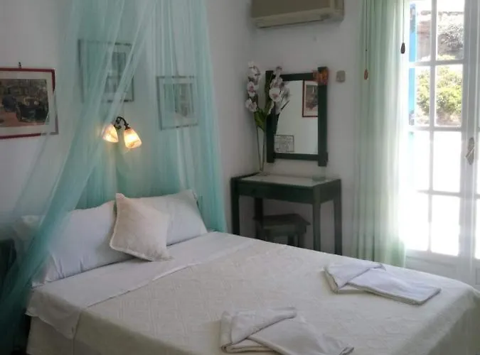 3 Alpha Aparthotel 3*