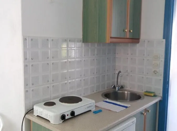 3 Alpha Aparthotel Mpatsi