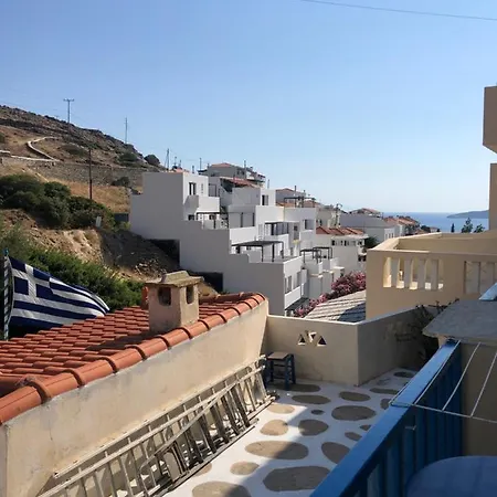 3 Alpha Aparthotel