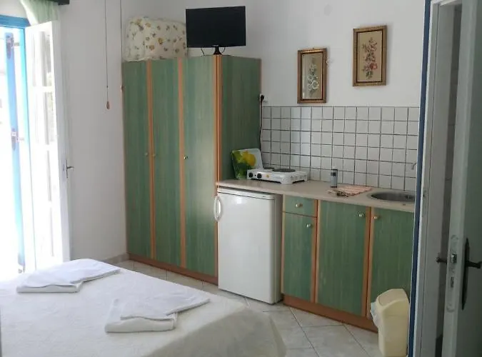 3 Alpha Aparthotel 3*